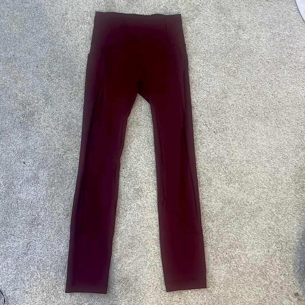 Lululemon maroon cropped leggings size 2